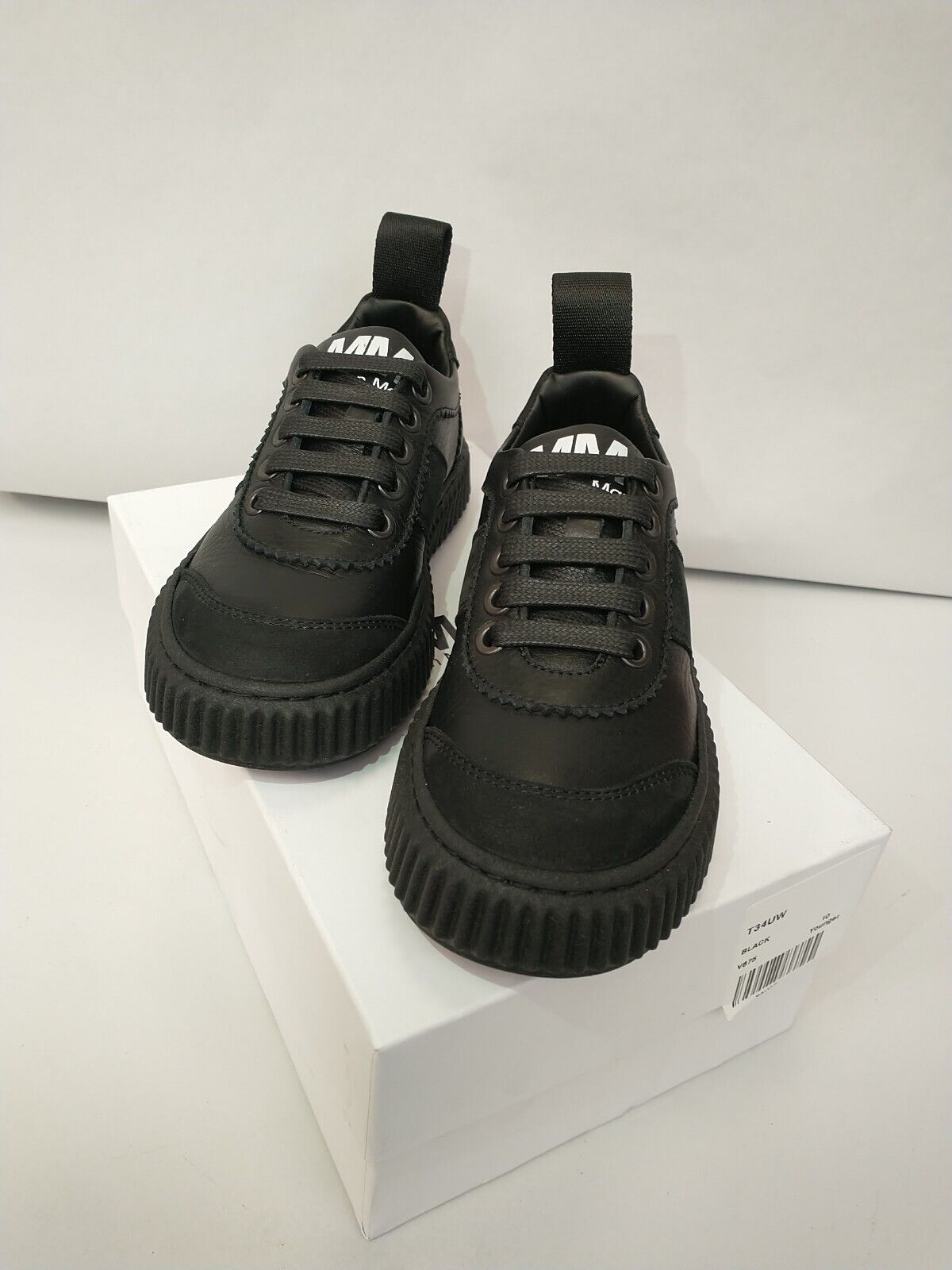 Maison Margiela MM6 Logo Sneakers. Kids UK 10. Black **** RefVS1