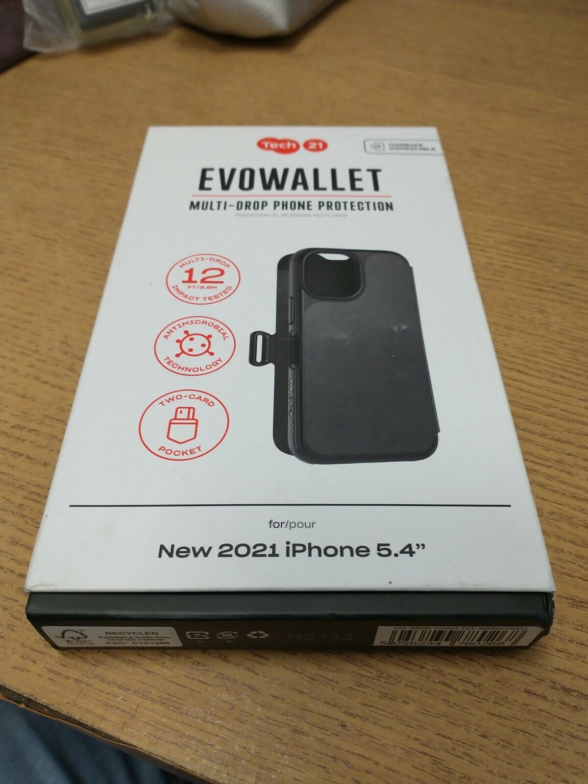 Tech 21 Evowallet  New 2021 iPhone 5.4''Black  New In Box. Ref MW1