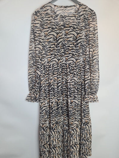 River Island Beige Animal Print Tiered Midi Dress Size 12 **** V281