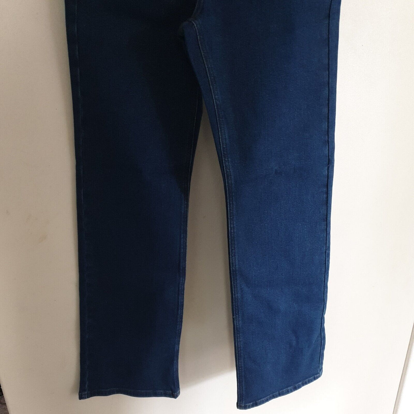 na-kd Straight Leg High Waisted Jeans Mid Blue Size 10 ****Ref V355