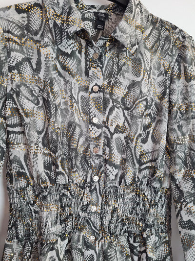 River Island Grey Snake Print Shirred Shirt Size 6 **** V295