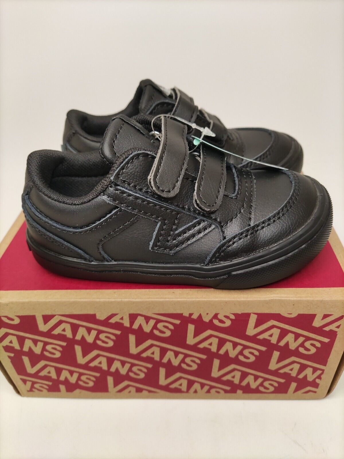 Vans Lowland Cc V Kids Trainers. Black. Kids UK 7. ****VS2