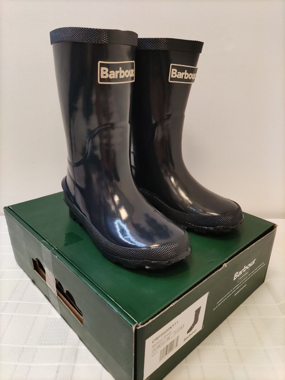 Barbour Shield Wellington's. Navy. Kids UK 10.****RefVS1