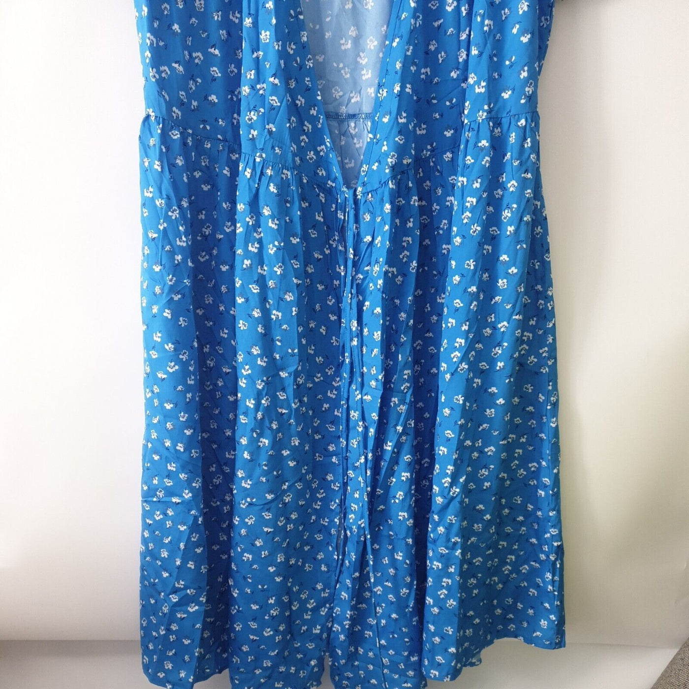 In The Style Blue Wrap Dress Floral Print Uk26****Ref V173