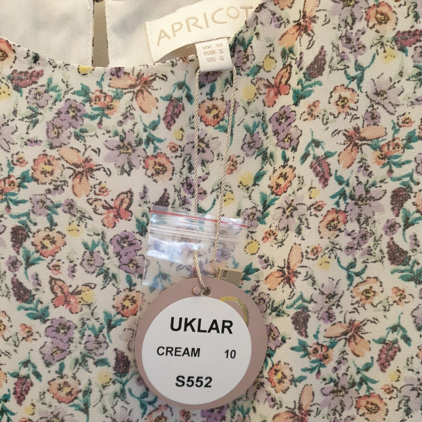 Apricot Floral Print Blouse Cream Size 10****Ref V236