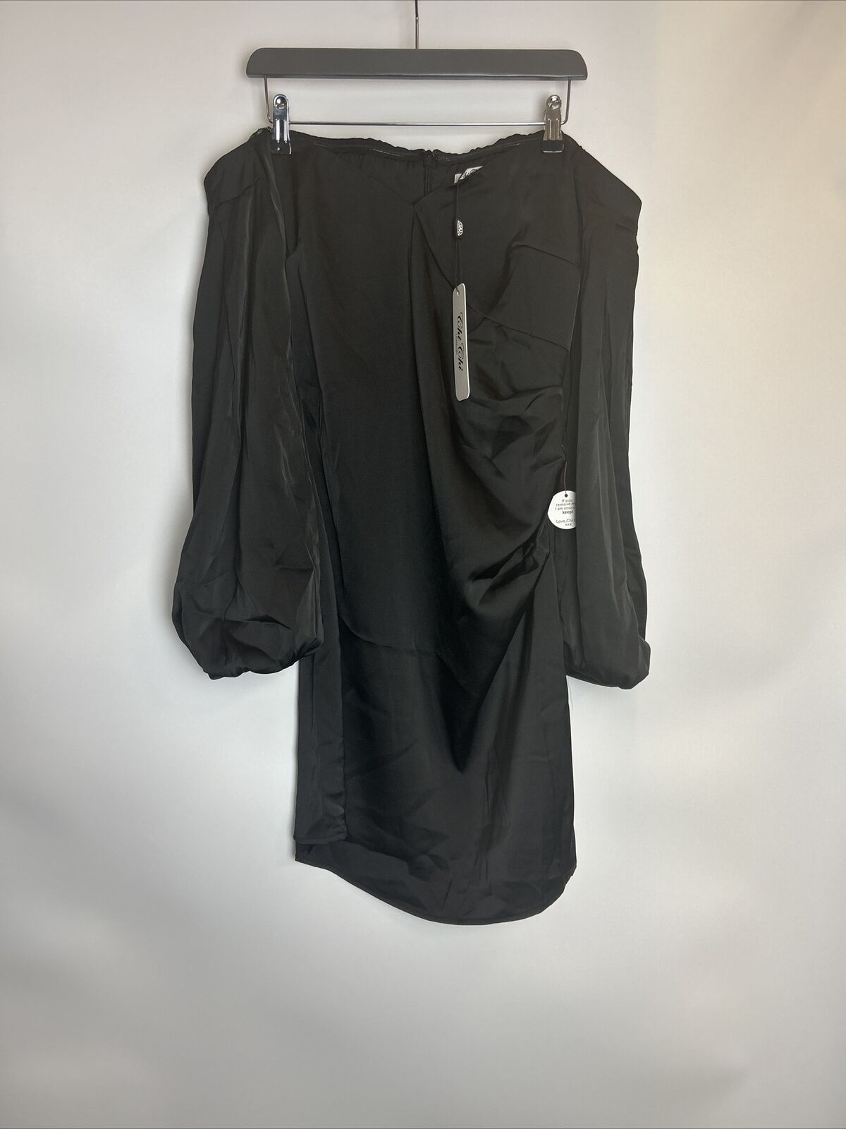 Chi Chi London Off Shoulder Dress - Black. UK 14 **** Ref V36