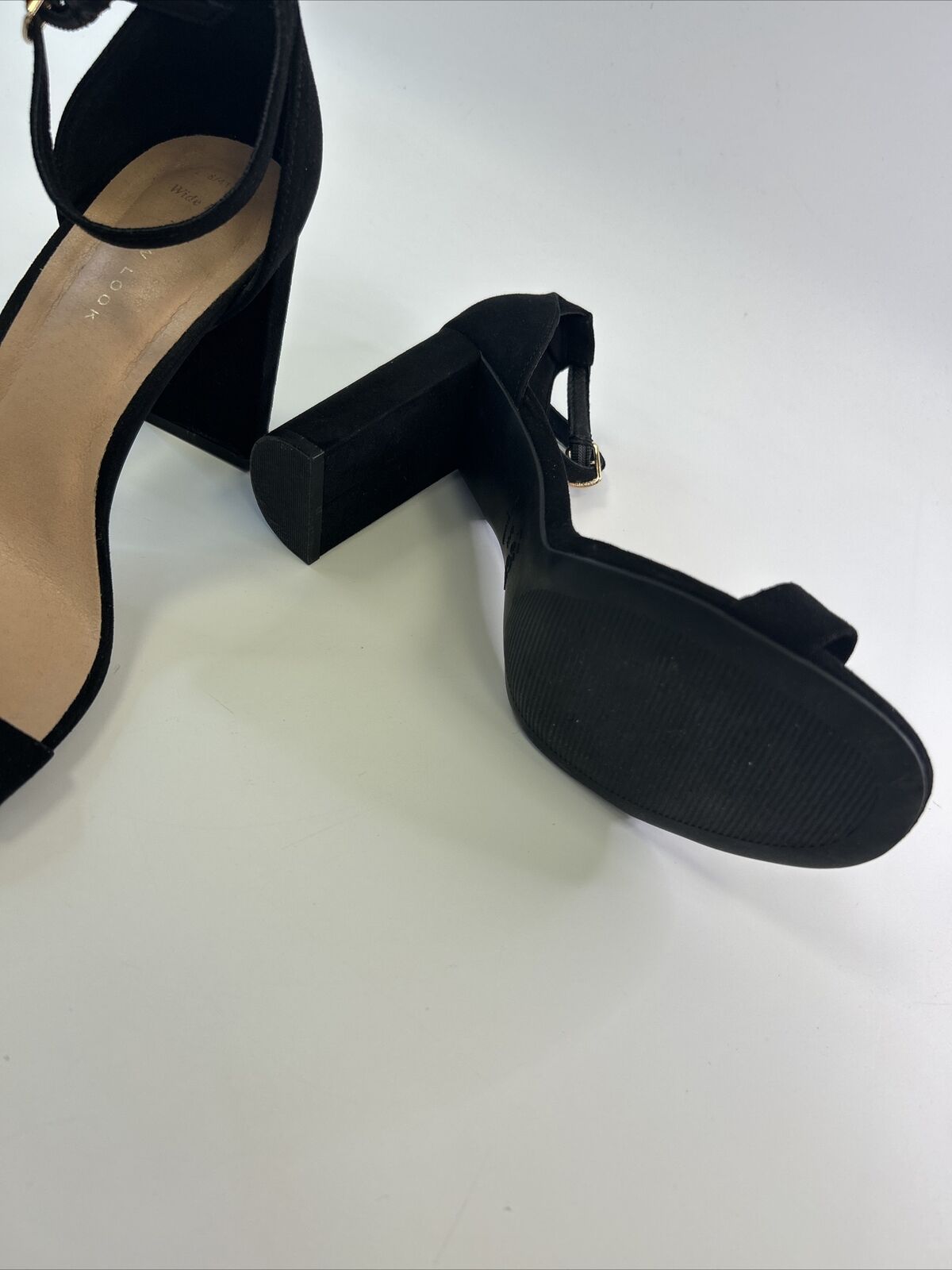 New look Heals - Black. UK 8 **** Ref VS3