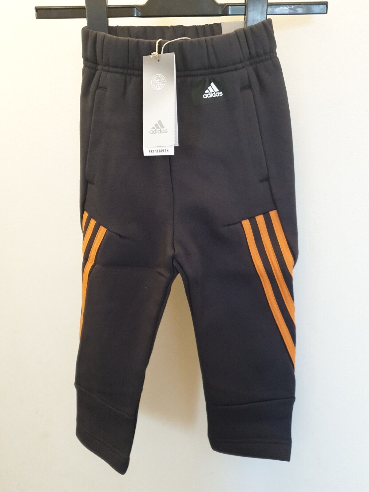 Adidas Boys Carbon Orange/Grey Tracksuit Bottoms Size 3-4Y **** Ref V1