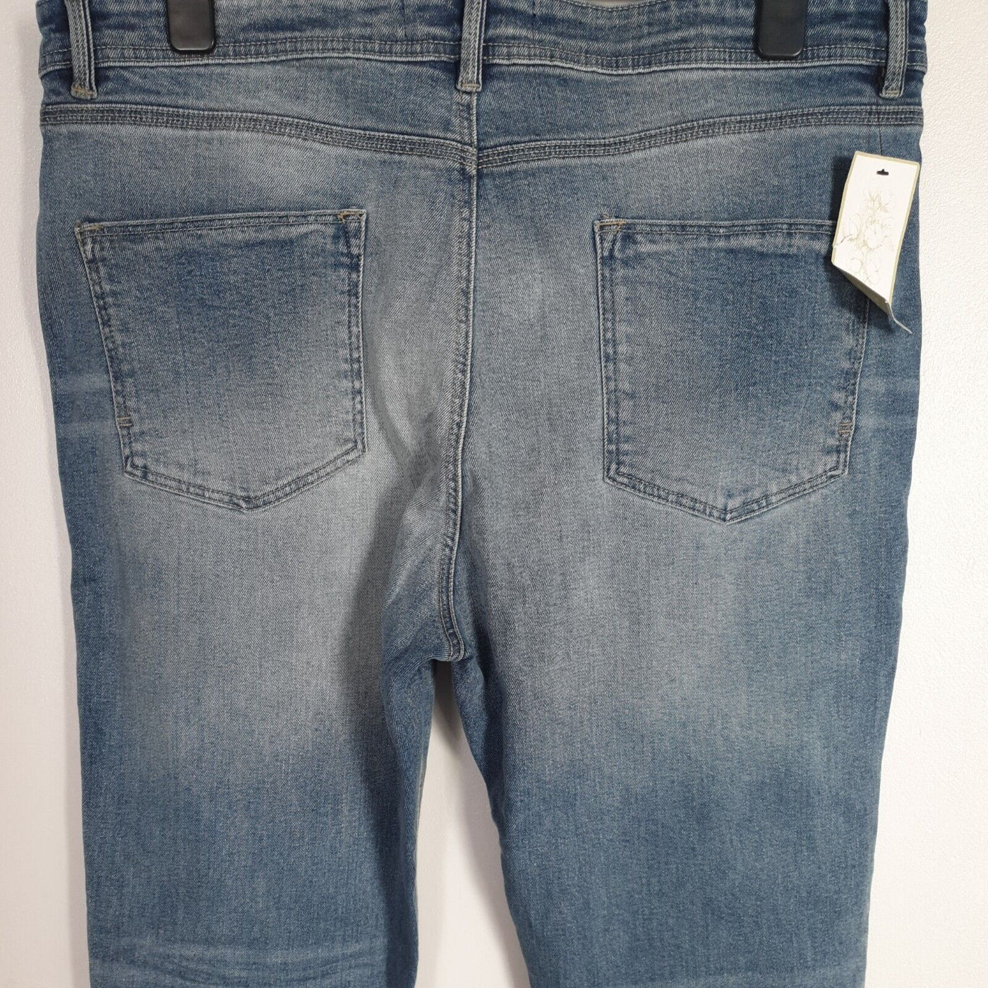 Premium Slim Jean Light Wash Mens Slim Fit Size 40Long****Ref V360