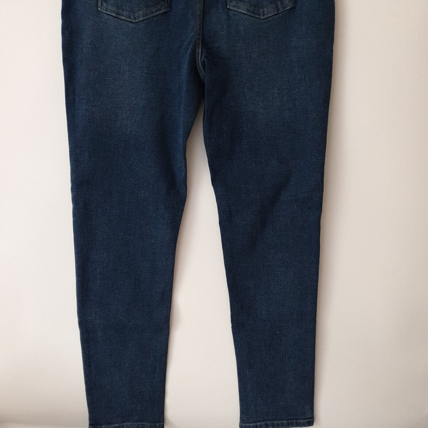 Missguided Classic Straight Leg Clean Wash Jeans Blue Uk12 ****Ref V396