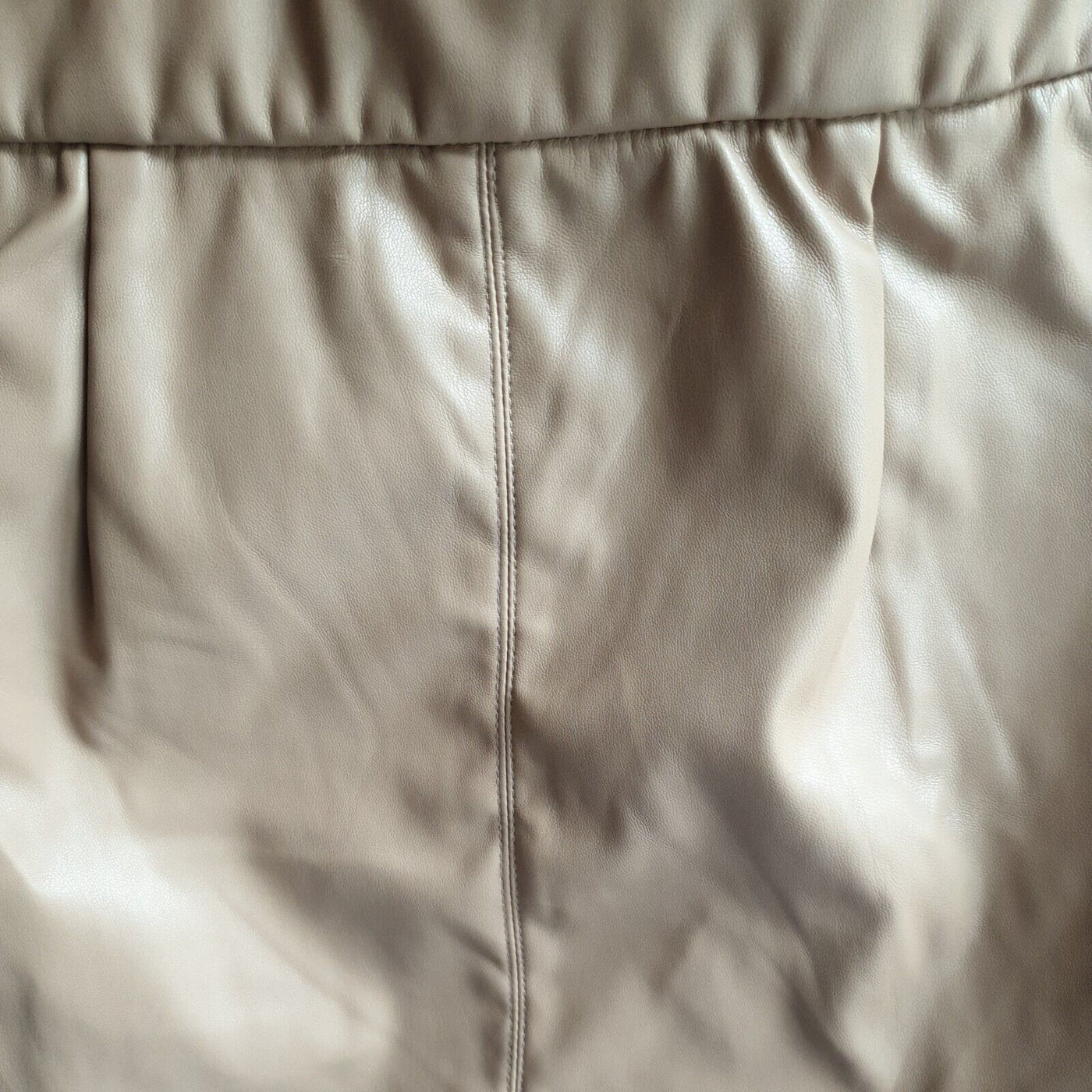 Vila Faux Leather Skirt Beige Size 8****Ref V2