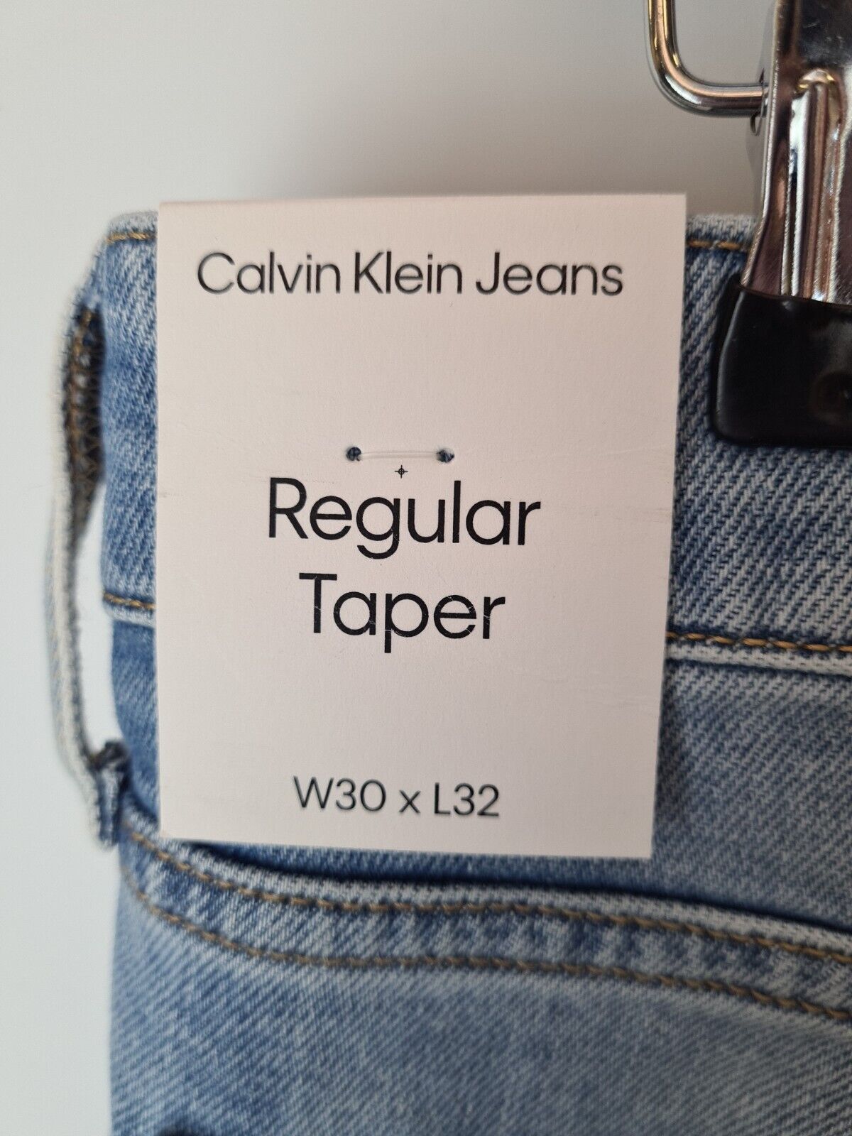 Calvin Klein Jeans Mens Regular Taper W30 L32 **** V29