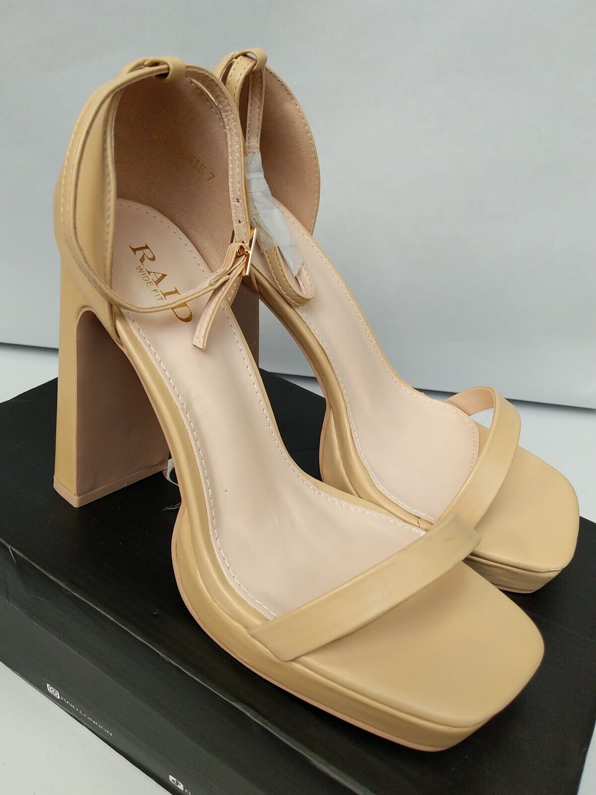 Raid Wide Fit Leonie Platform Heeled Sandal Nude Size UK 7 **** VS1