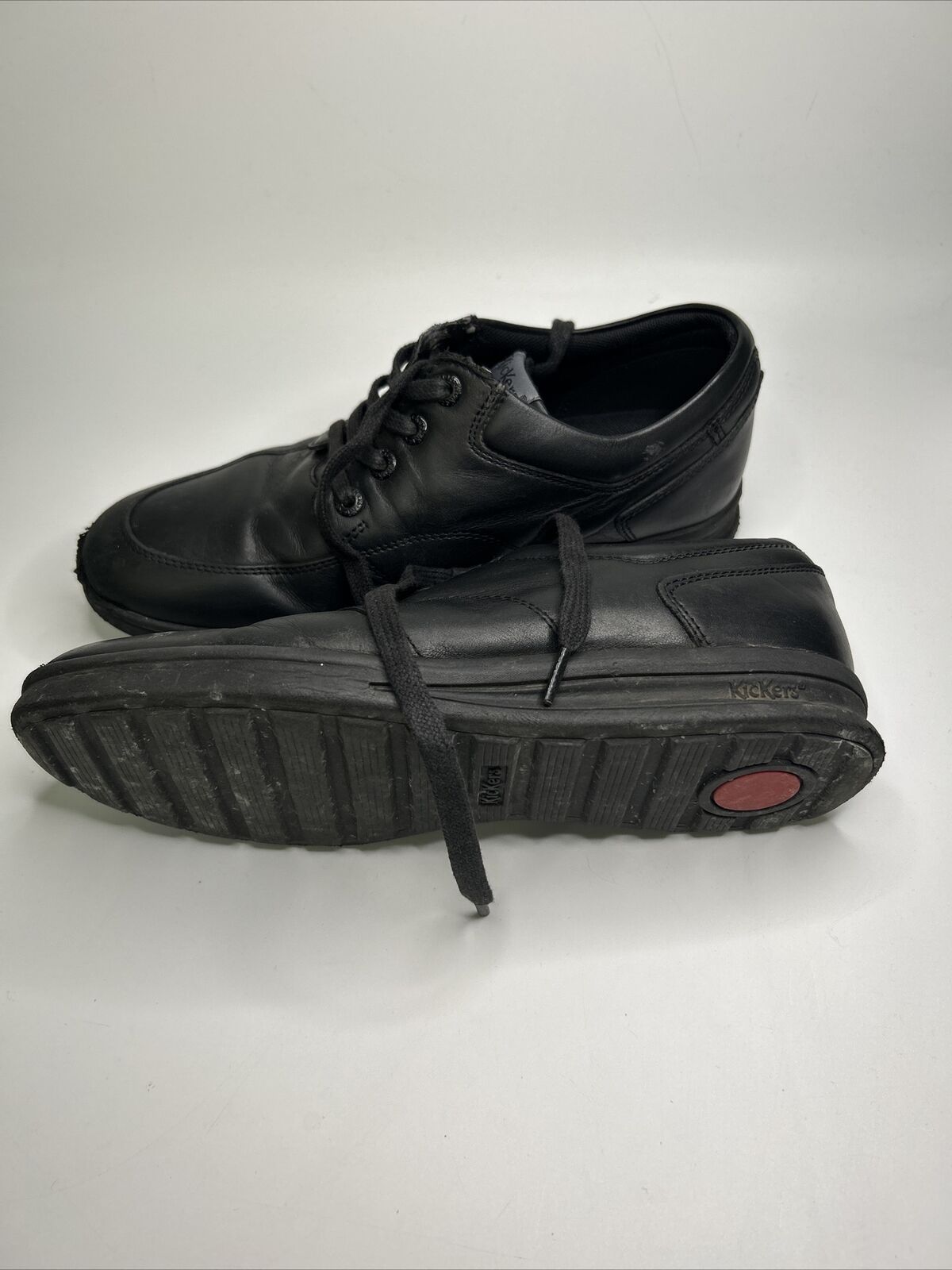 Kickers Trainers - Black. UK 6 **** Ref VS3