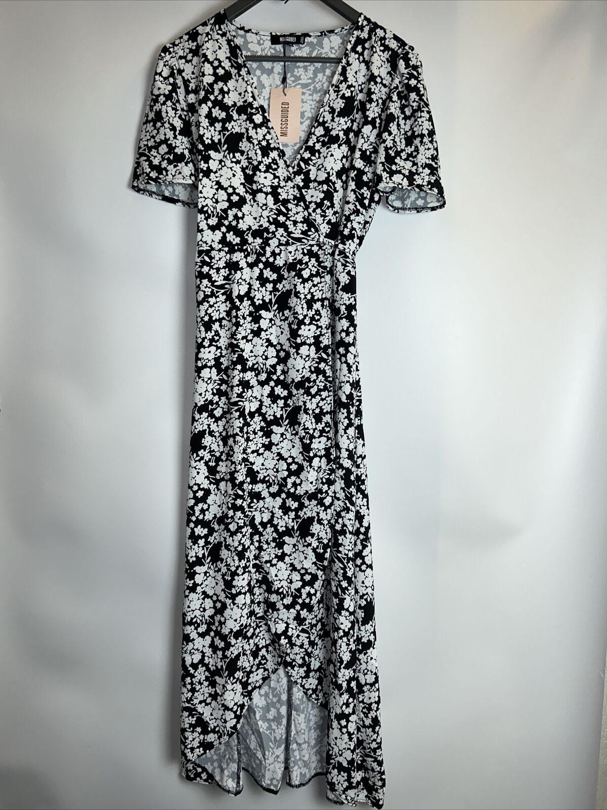 Missguided Black/White Wrap Dress. UK 12 ****Ref V84