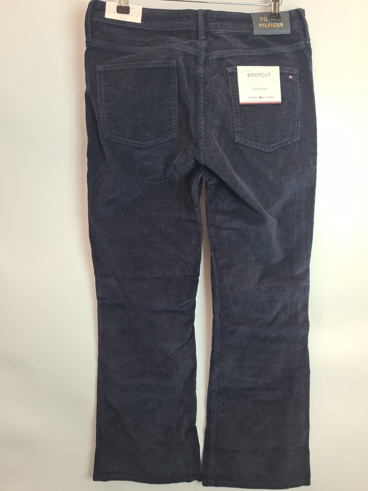 Tommy Hilfiger Mid Rise Cord Bootcut Jean Blue Size W32 L30 **** V32