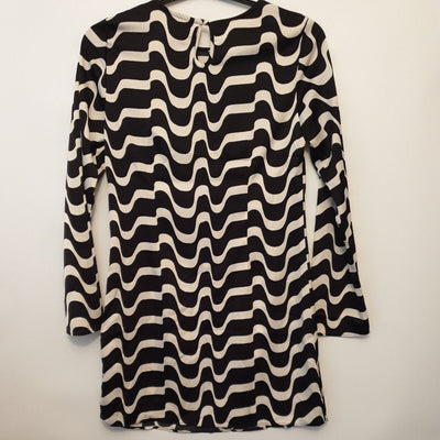 mango satin dress Long Sleeve Black/White Size S****Ref V26