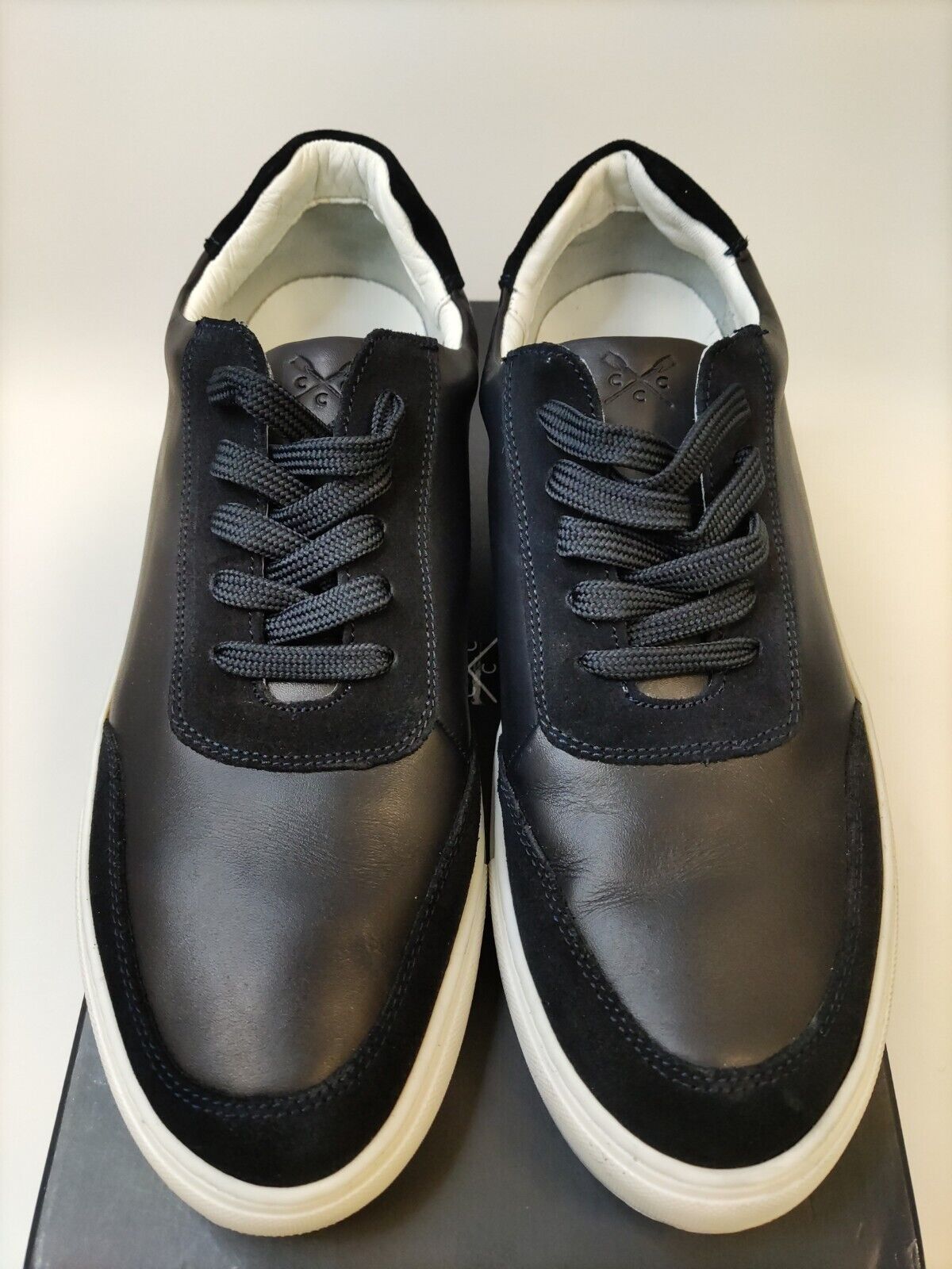 Crew Clothing Otto Leather Trainers. Navy. UK 9.5. ****VS3