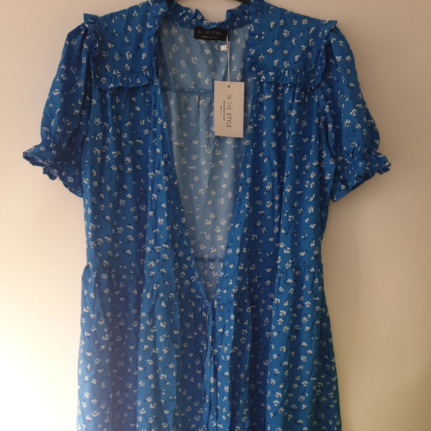 In The Style Floral Dress Blue Wrap Size 10 ****Ref V513