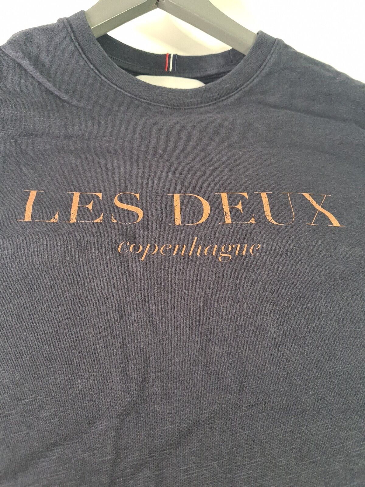 Les Deux Navy (Brown Lettering) Mens Amalfi T-Shirt Size XSmall **** V53