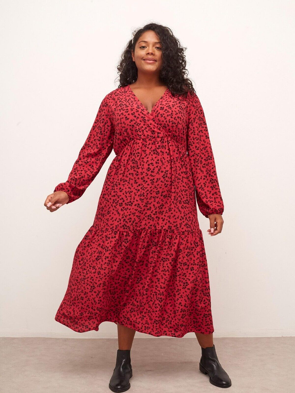 Nobodys Child Plus Florence Midi Dress - Red. UK 16 **** Ref V517