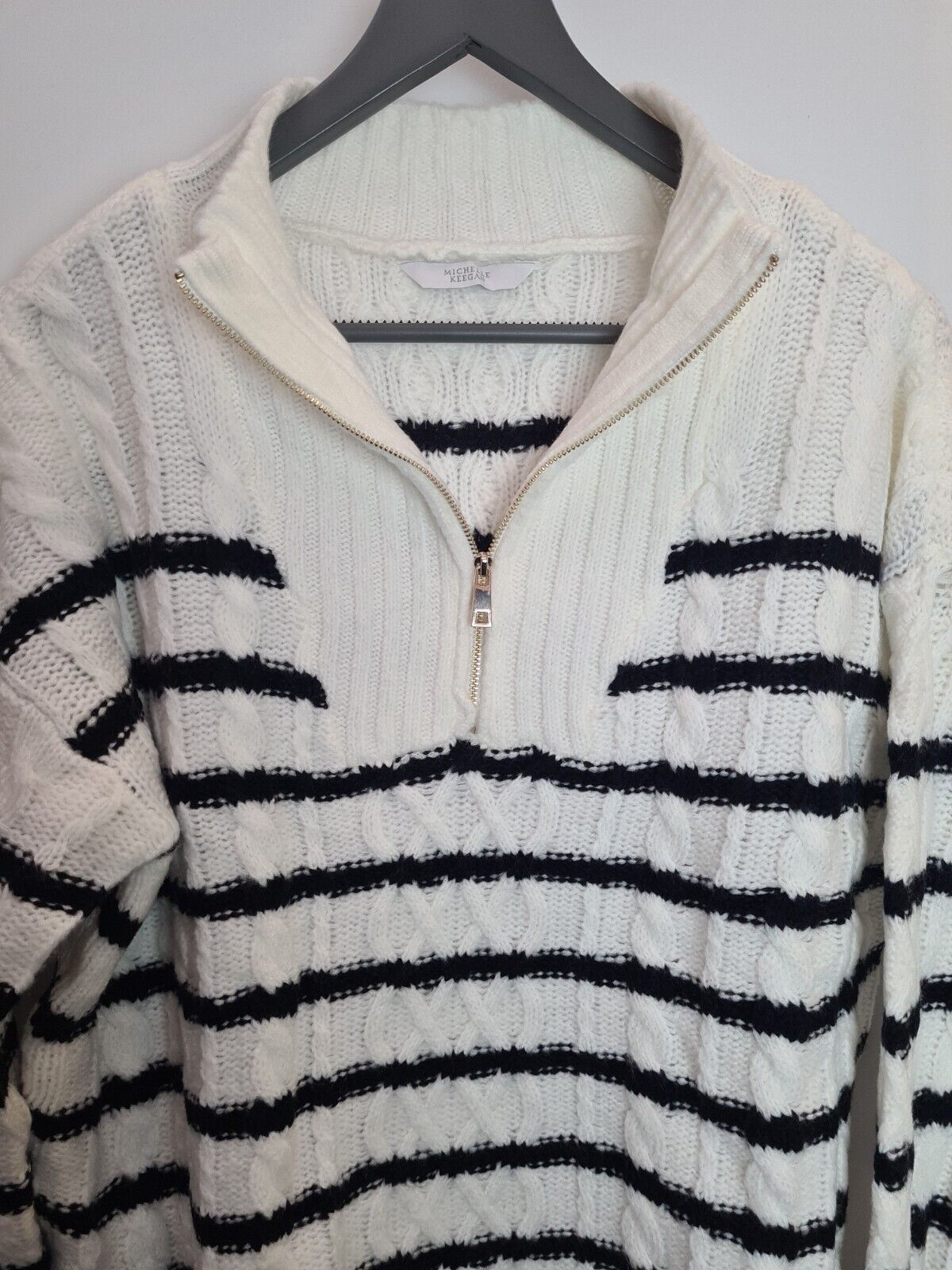 Michelle Keegan White/Black Stripe Zip Up Jumper Size Small **** V348