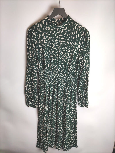 Apricot Green Floral Dress. UK 10 **** Ref V288