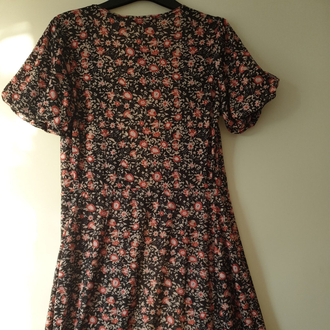 In The Style Floral Print Wrap Dress Uk 6****Ref V274