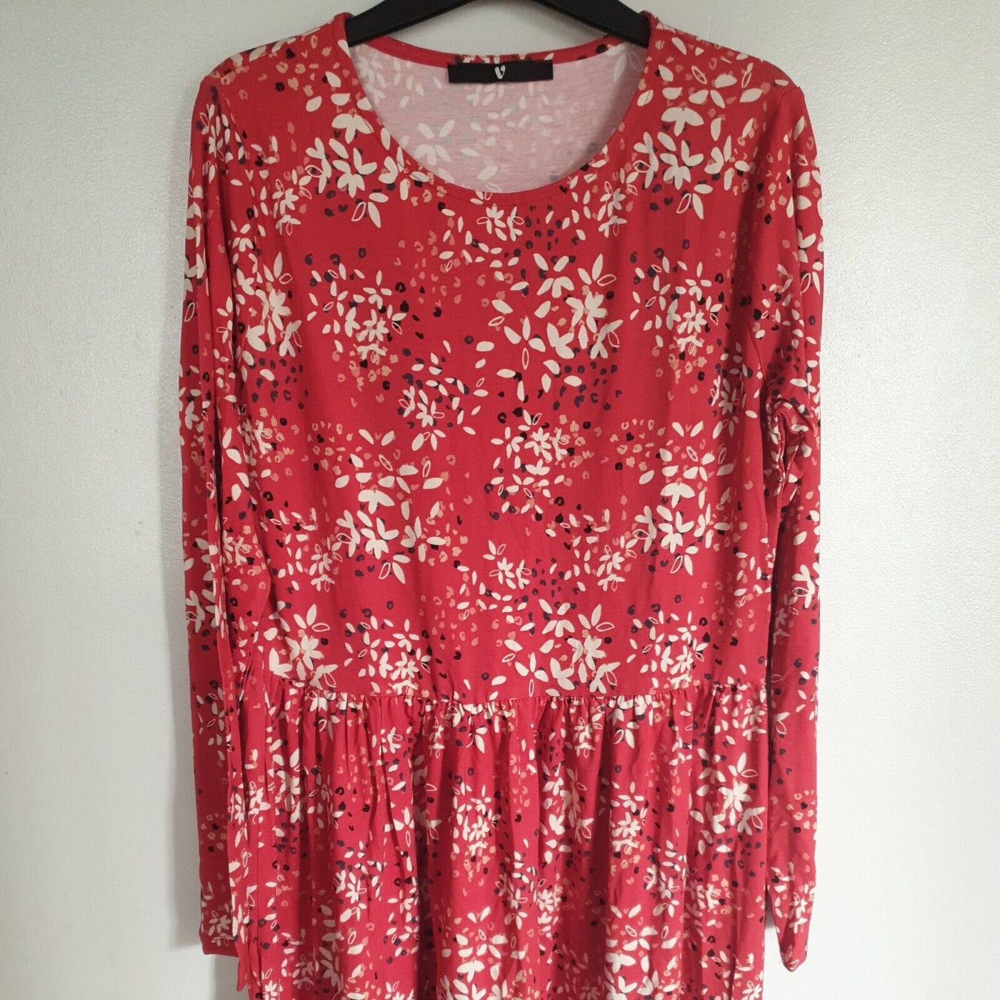 Red Floral Print Dress Long Sleeve UK 14 **** V544