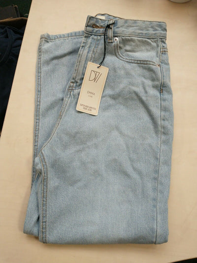 Don't Think Twice Ladies Emma Core Mom Jeans Size 10 BNWT Ref A22