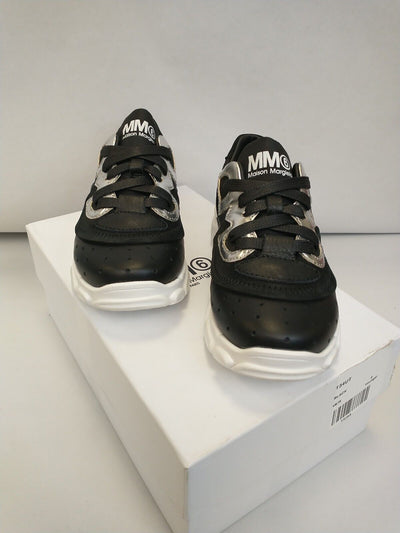 MSGM Trainers Kids UK 9. Black/White.  ****RefVS1