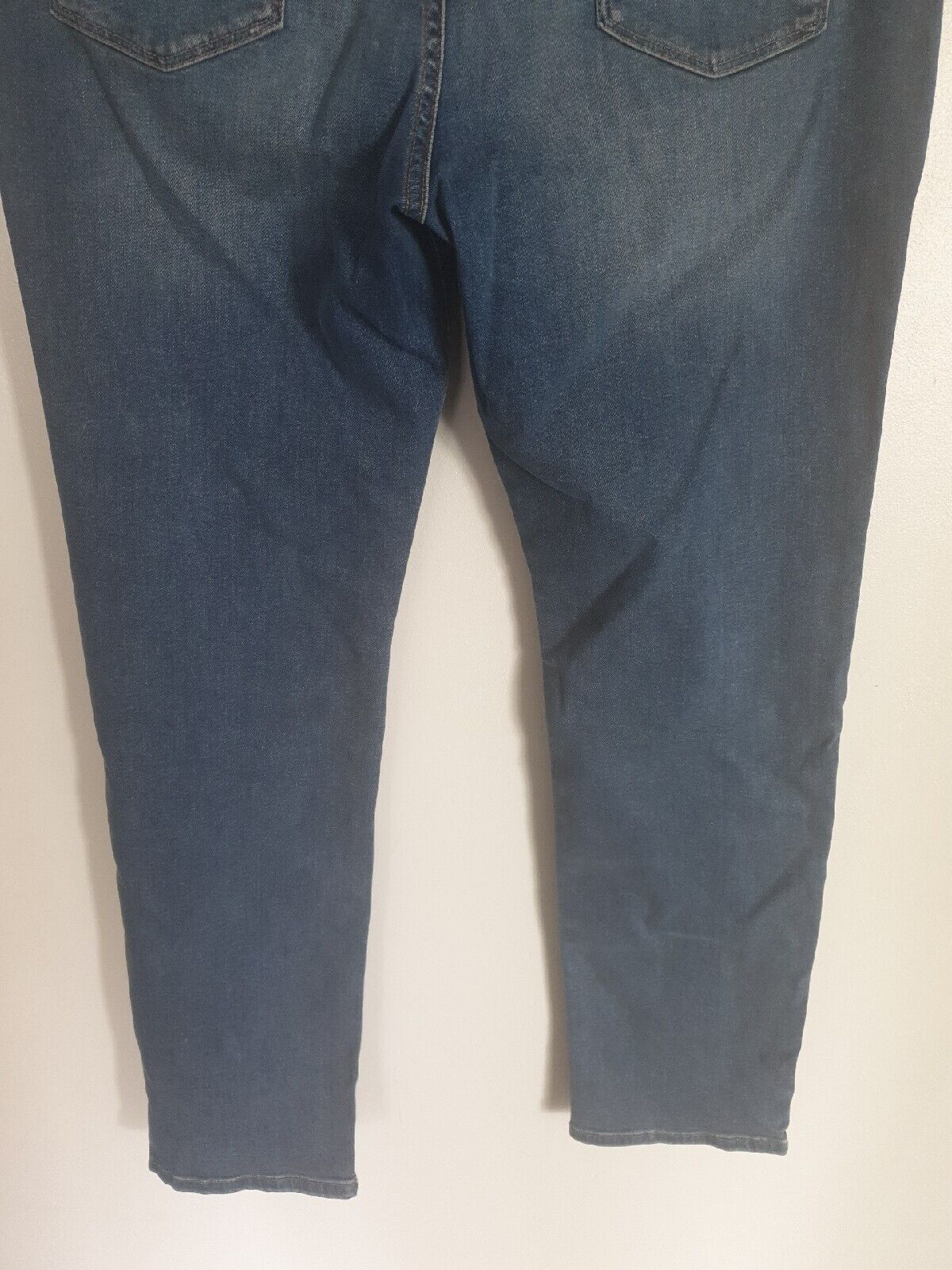 Denim Jeans Isabelle High Rise Slim Leg -Mid Wash. UK 27 Short ****Ref V559