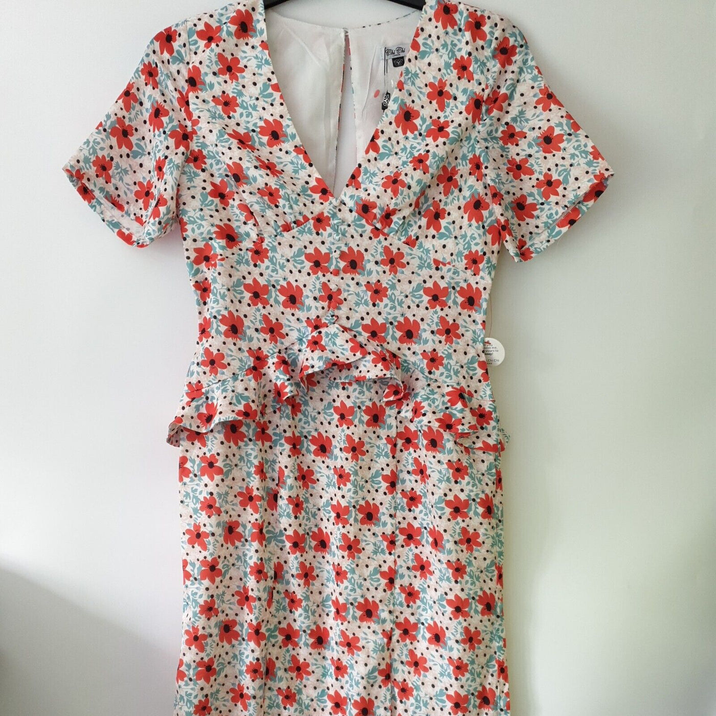 Chi Chi London Short Sleeve Floral Print Midi Day Dress Cream UK 8 **** V51
