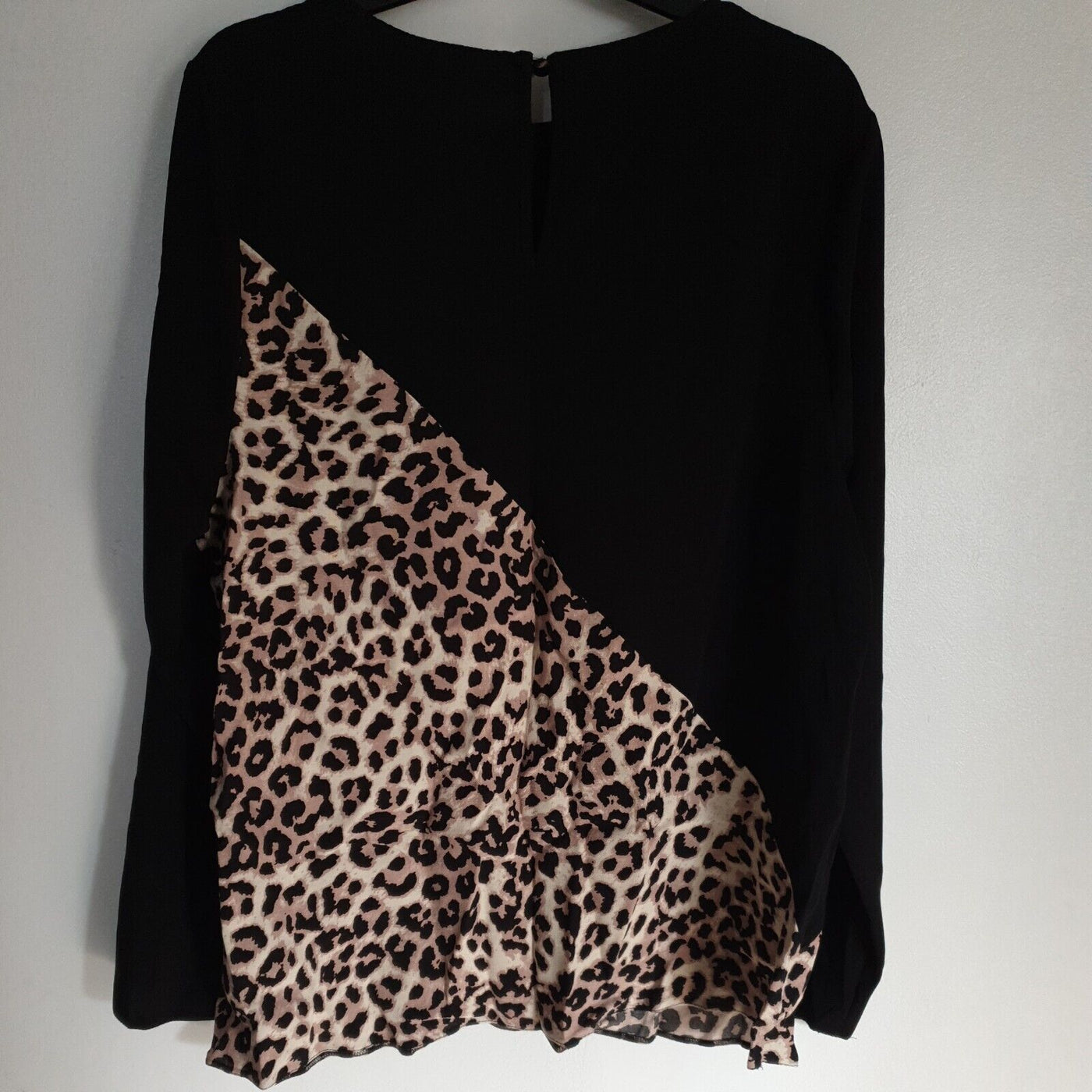 Womens Black/Animal Printed Top UK 8 ****Ref V529