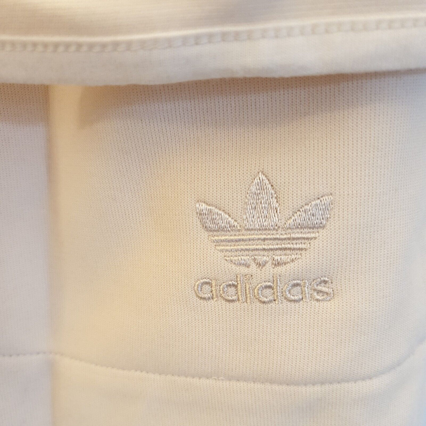 Adidas White Skirt Knee Length Size 14****Ref V239