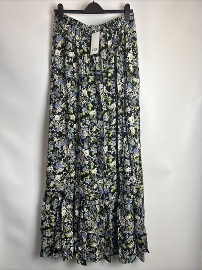 LTS Skirt - Black/Blue Floral. UK 16 **** Ref V286