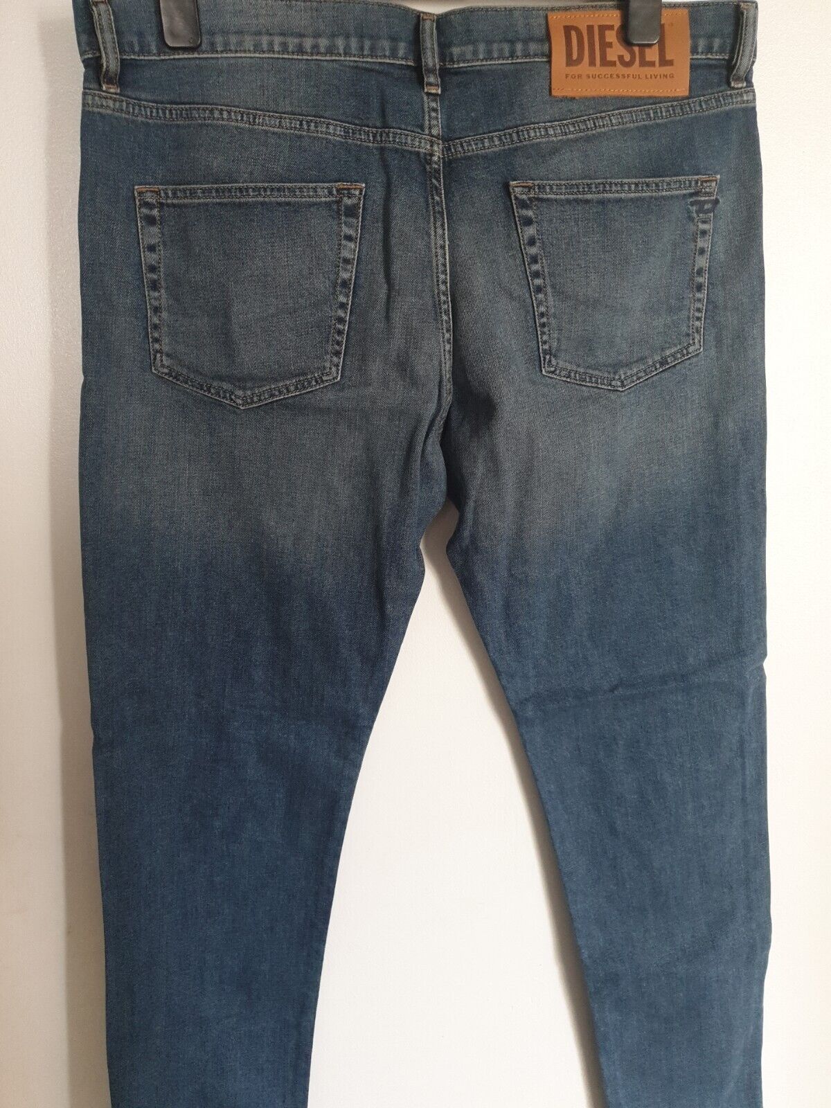 Diesel D- Strukt Slim Mid Blue W38-L32****Ref V539