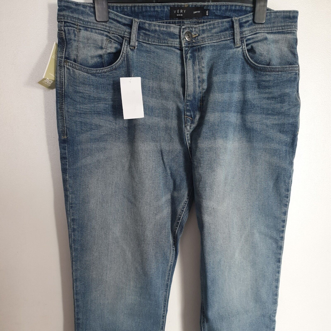 Premium Slim Jean Light Wash Mens Slim Fit Size 40Long****Ref V360