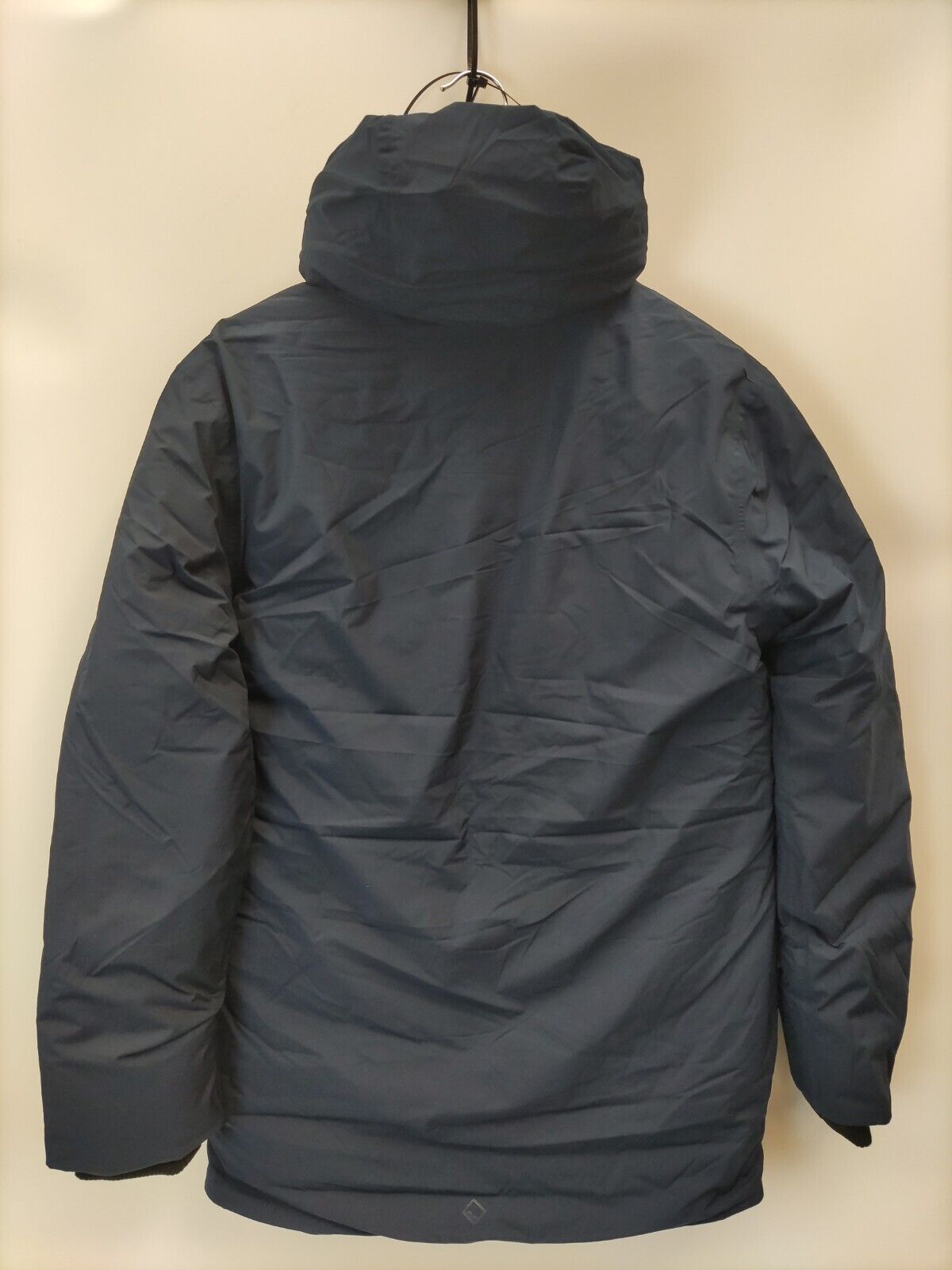 Regatta Yewbank Waterproof Insulated Jacket. Navy. UK S.****V28