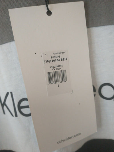 Calvin Klein Men's T-Shirt - UK Small **** Ref VA1