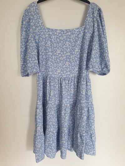 Light Blue Floral Print Dress Uk12****Ref V412