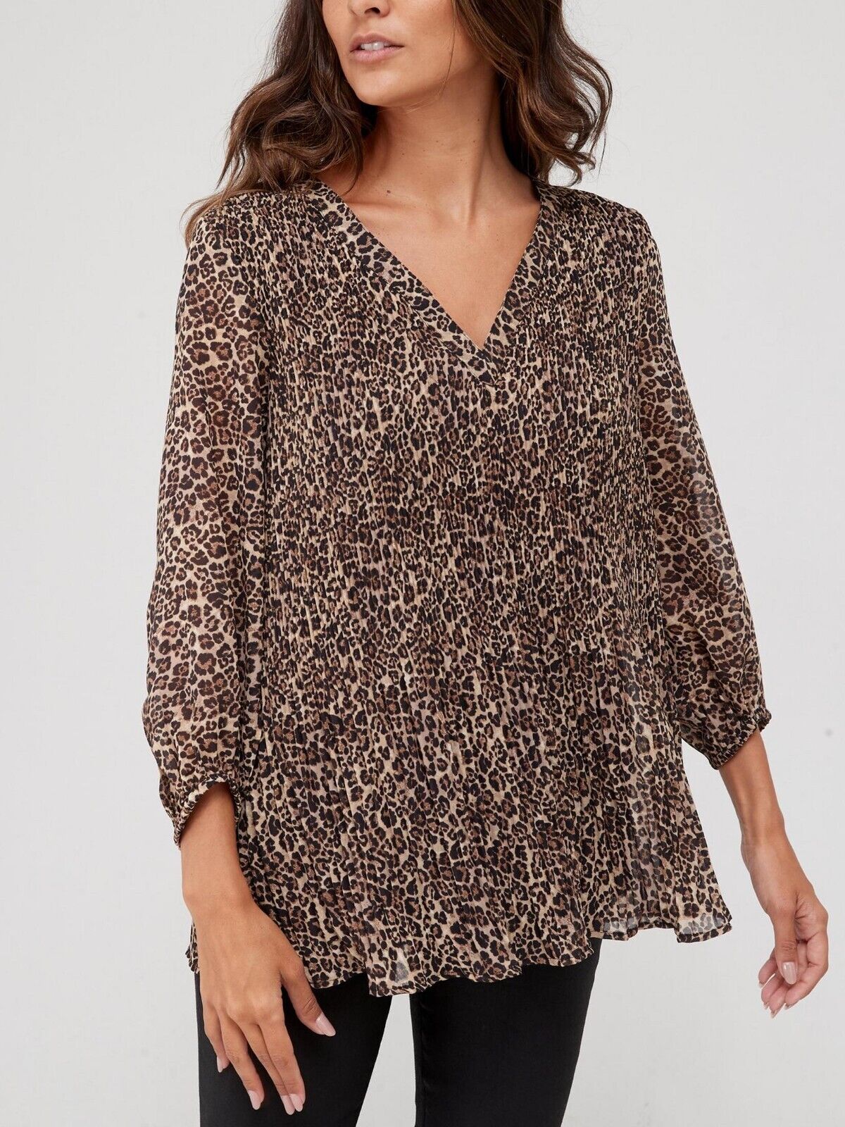 Womens Pleated V Neck Blouse - UK Size 8 Animal Print ****V392