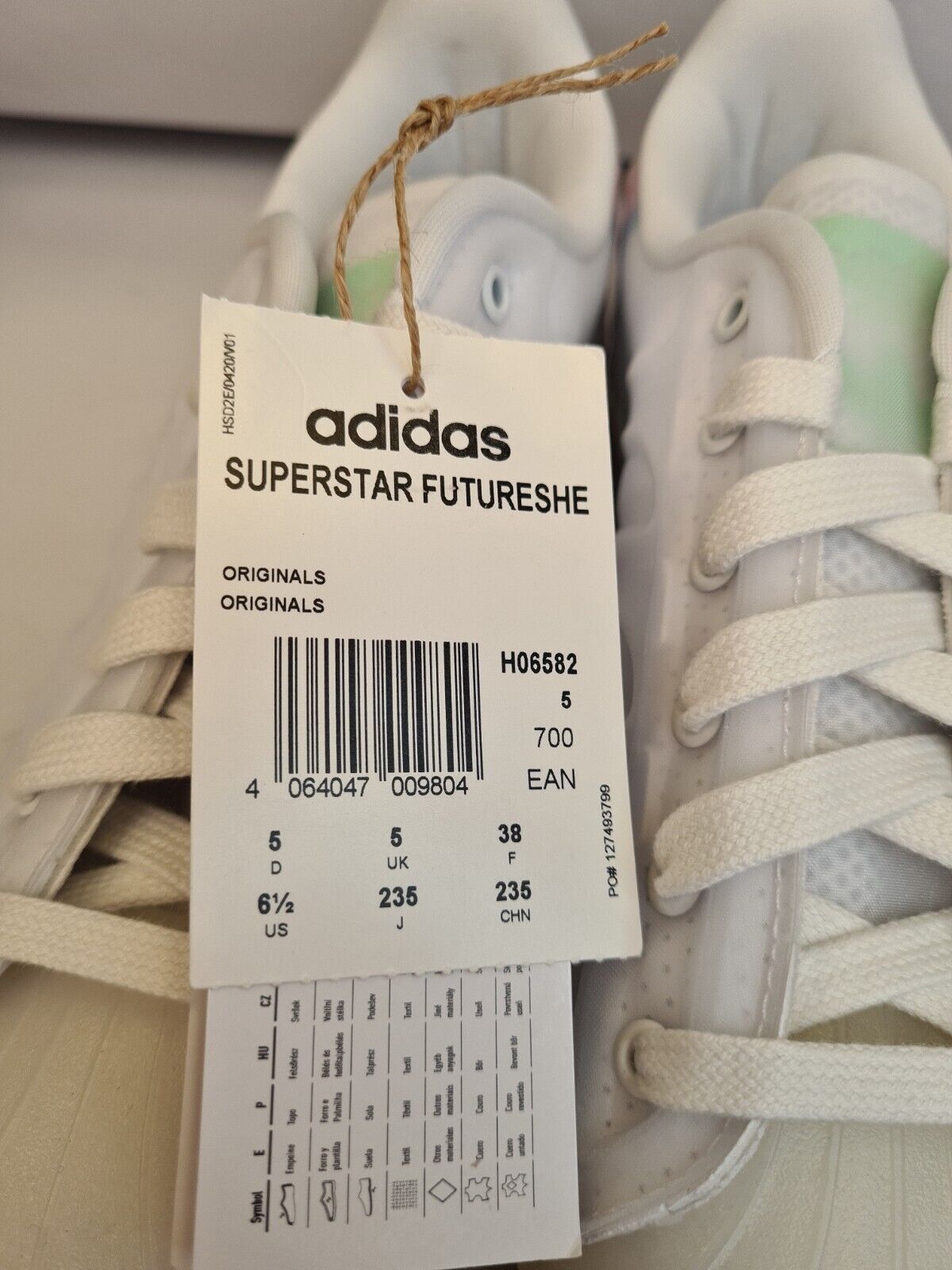 Adidas Superstar White Futureshell Womens Size 5 **** VS2