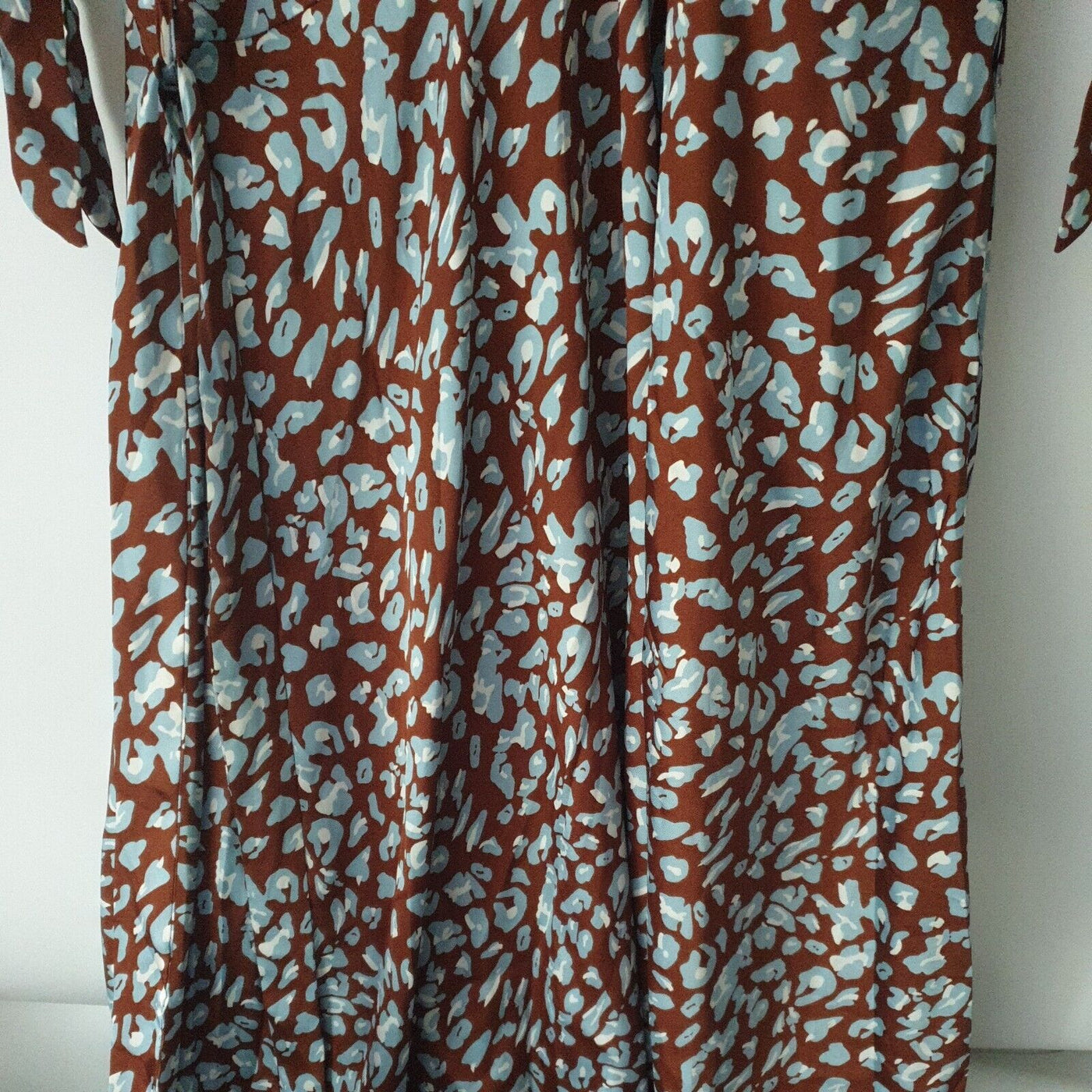 Quiz Curve Brown And Pale Blue Animal Wrap Dress Midi Size 10 ****Ref V92