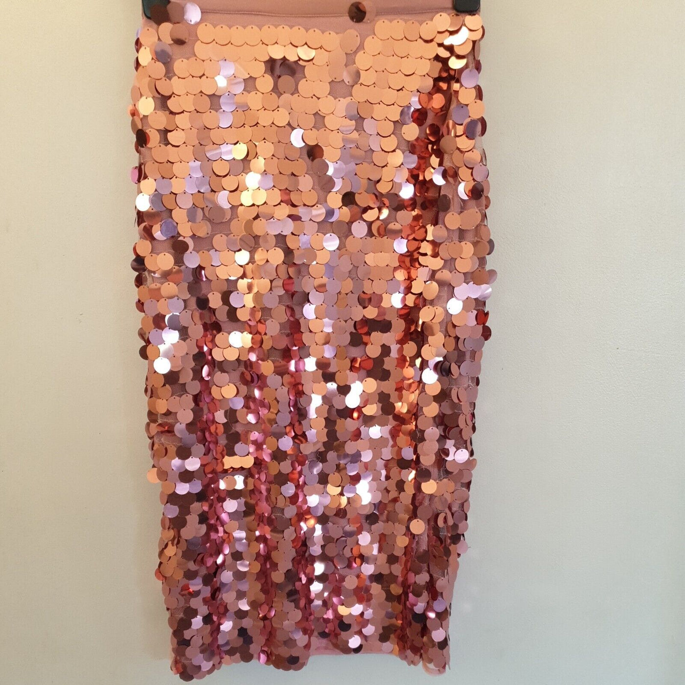 chi chi London Sequin Midi Skirt In Pink Uk8****Ref V13