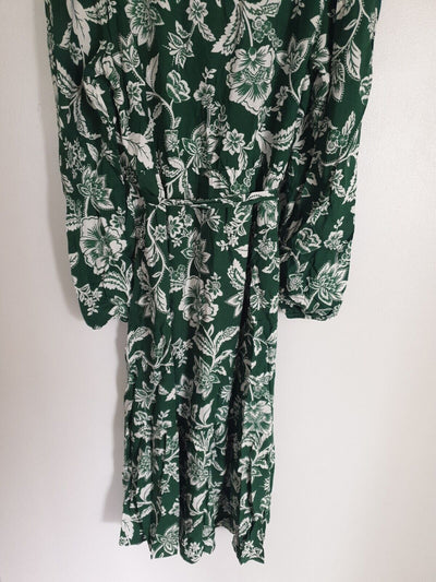 Green Paisley Midi Dress Uk12****Ref V413