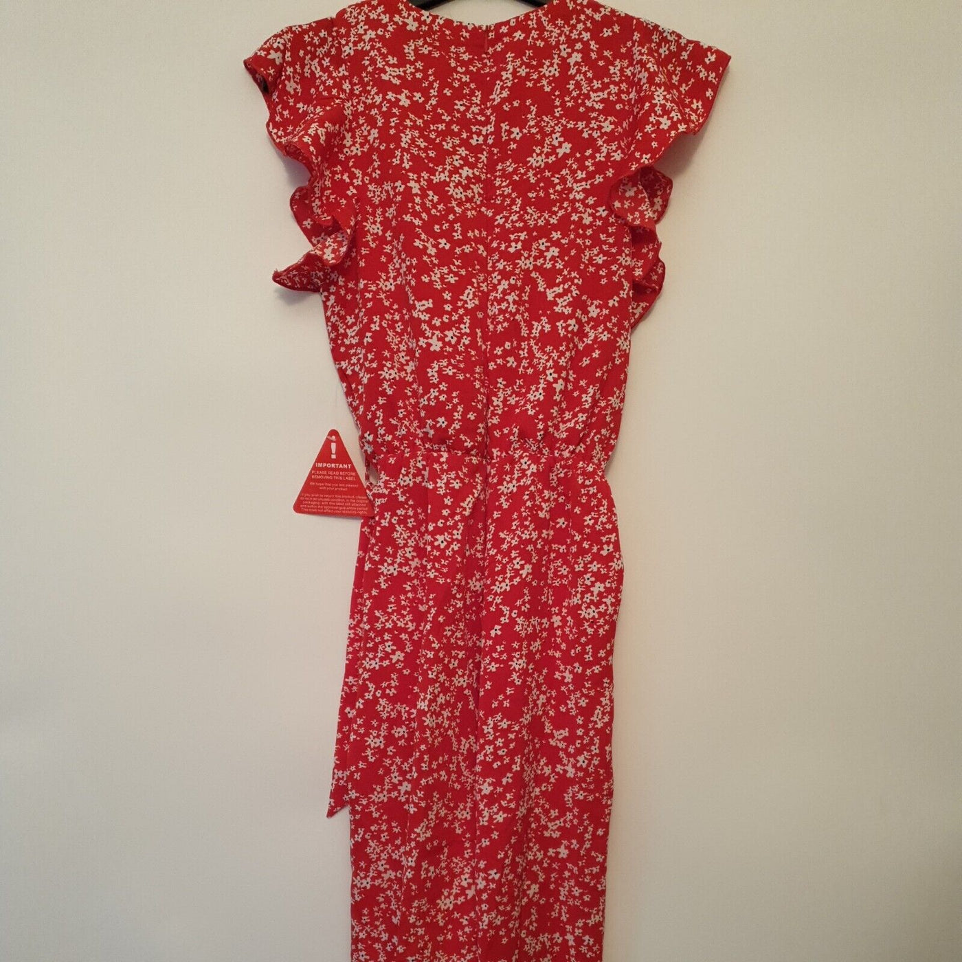 AX Paris Ditsy Floral Jumpsuit Red Size 6****Ref V131