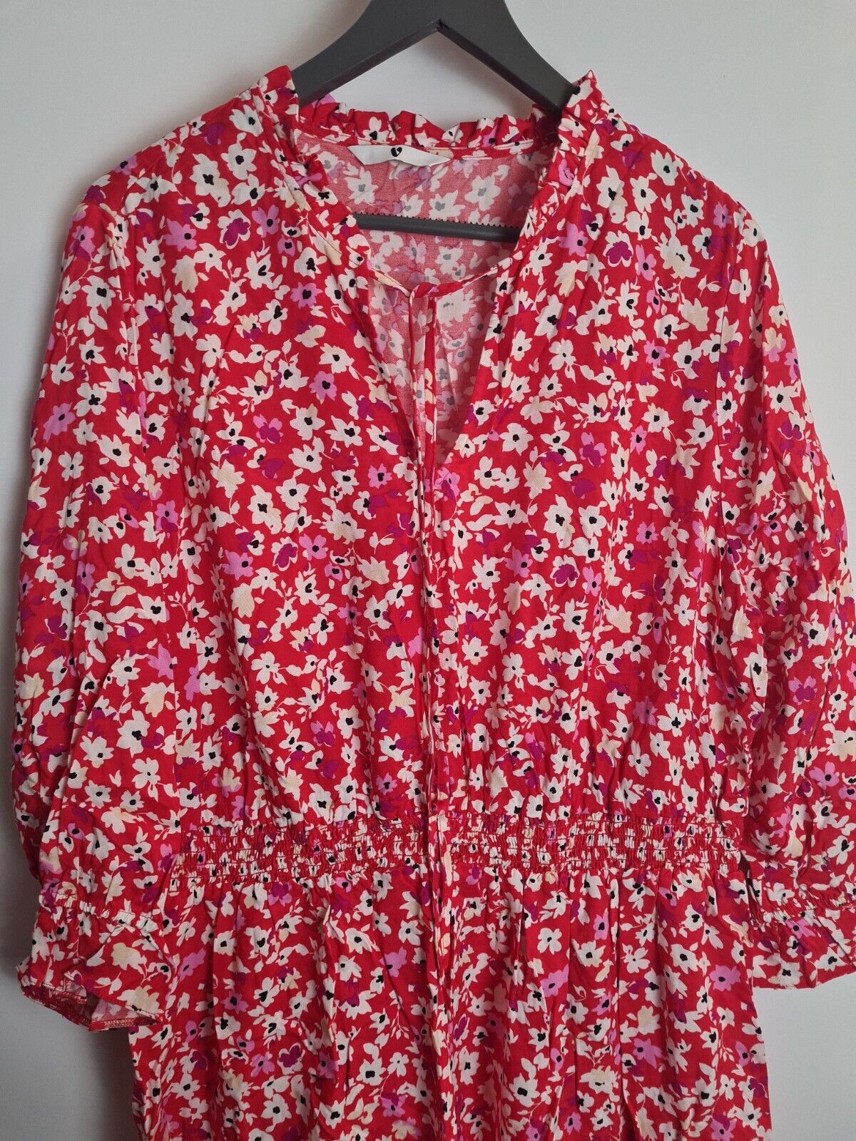 Womens Red Floral Tie Neck Dress Size 20 **** V273