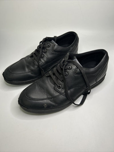 Kickers Trainers - Black. UK 6 **** Ref VS3