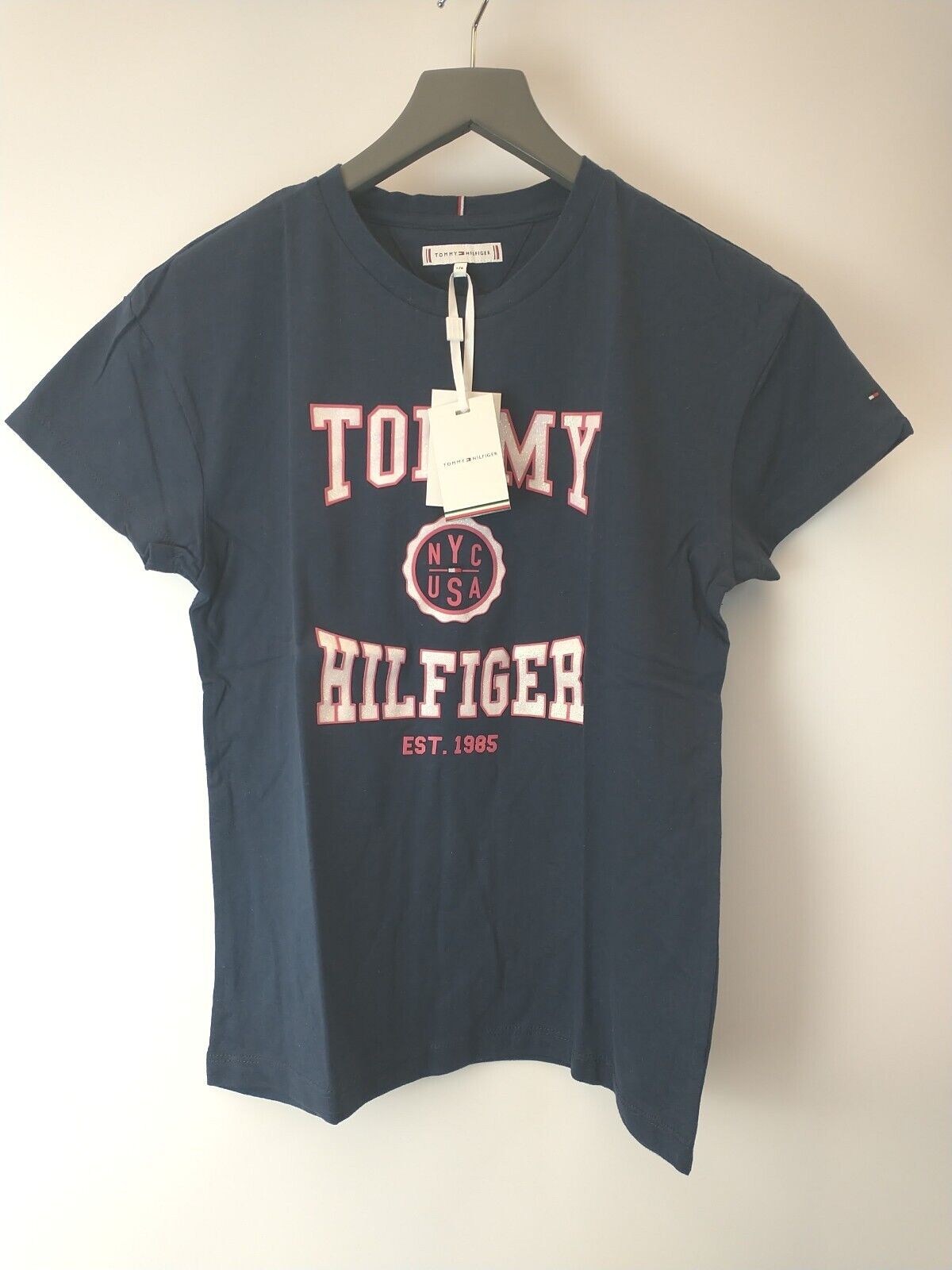 Tommy Hilfiger T-Shirt - Twilight Navy. UK 16 **** Ref V31.